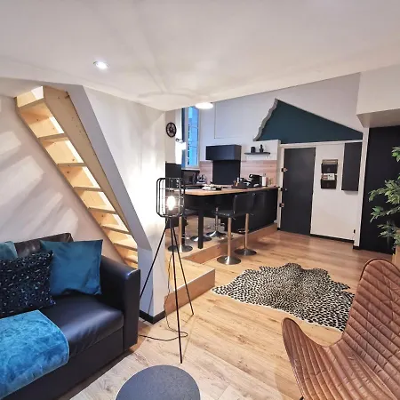 Nouveau - Au Coin Du Chateau Apartment *